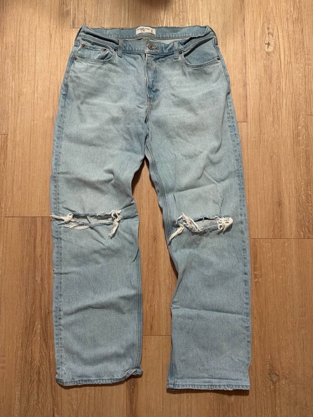 Abercrombie & Fitch Light Blue Distressed Relaxed Jeans